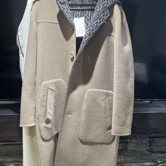 Fendi Montgomery double wool logo - Picture 3 of 4